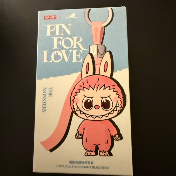 Pop Mart Pin for Love Labubu Letter O New Sealed - Picture 2 of 3